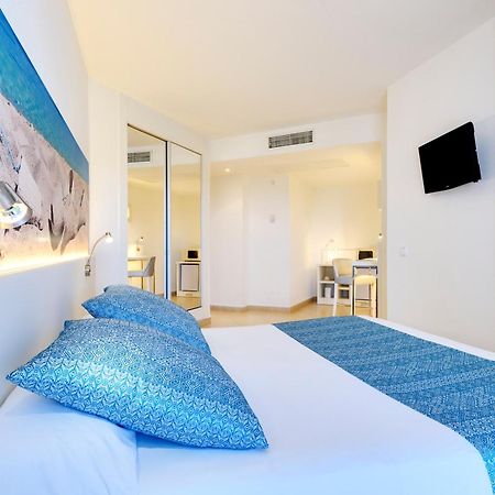 Aparthotel Tropic Garden Santa Eularia des Riu Ngoại thất bức ảnh