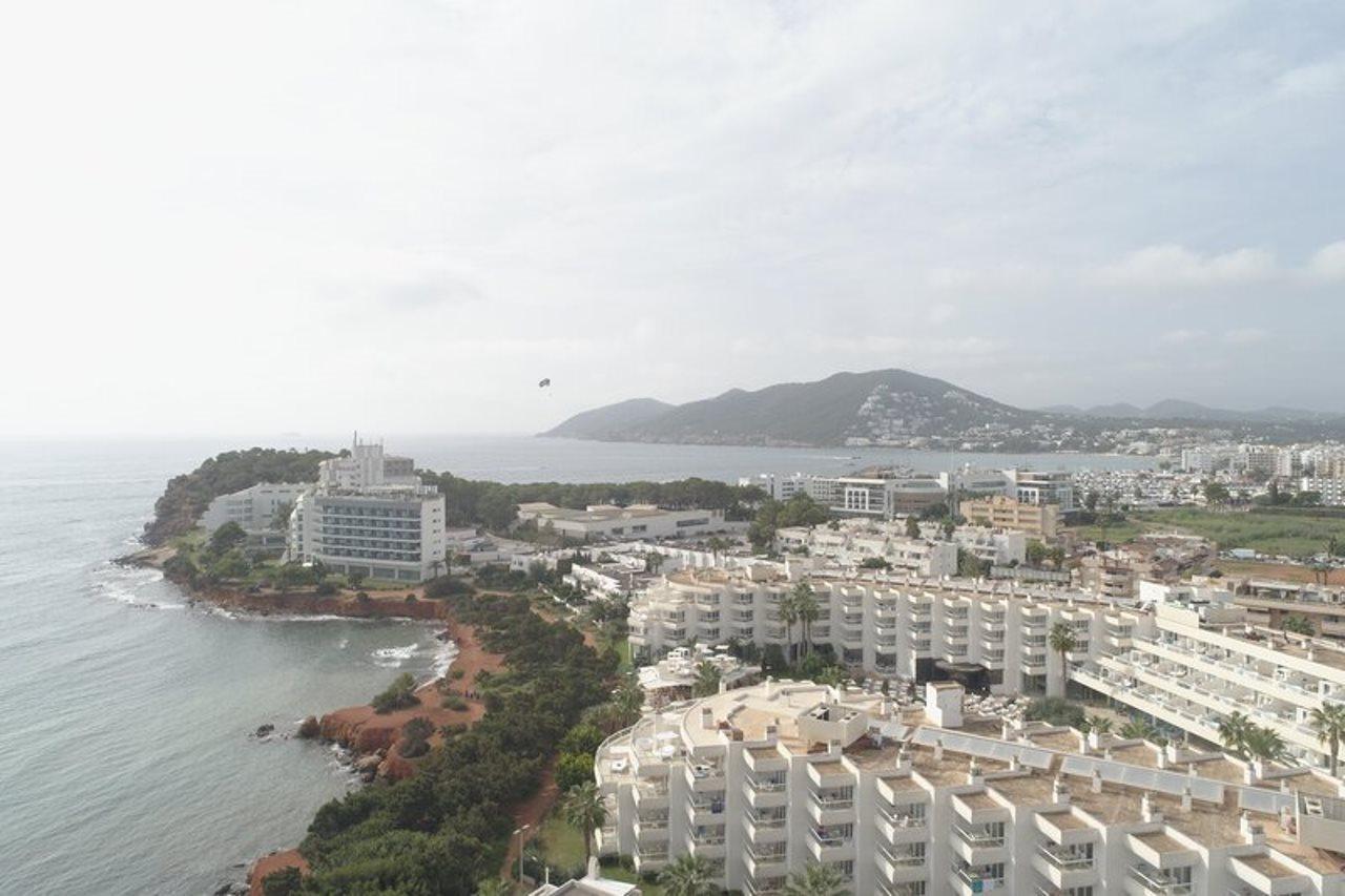 Aparthotel Tropic Garden Santa Eularia des Riu Ngoại thất bức ảnh