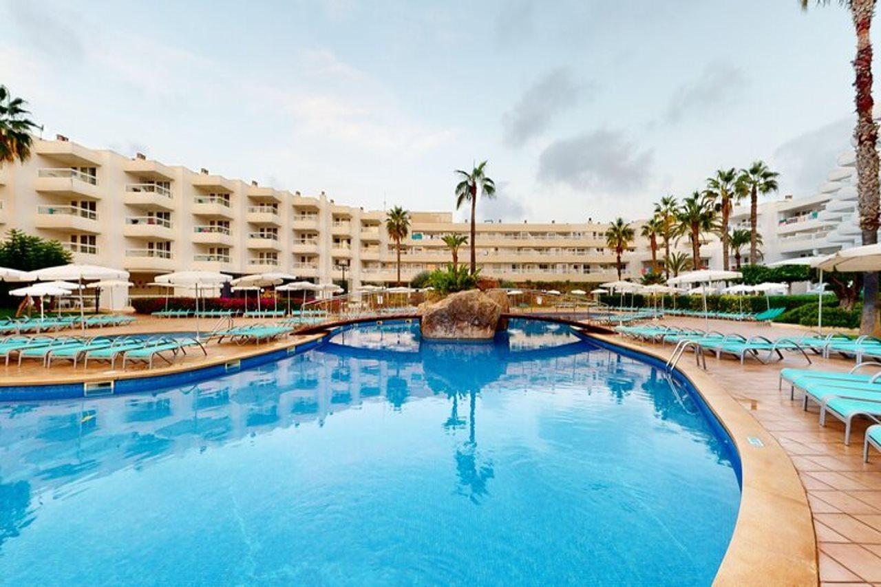 Aparthotel Tropic Garden Santa Eularia des Riu Ngoại thất bức ảnh