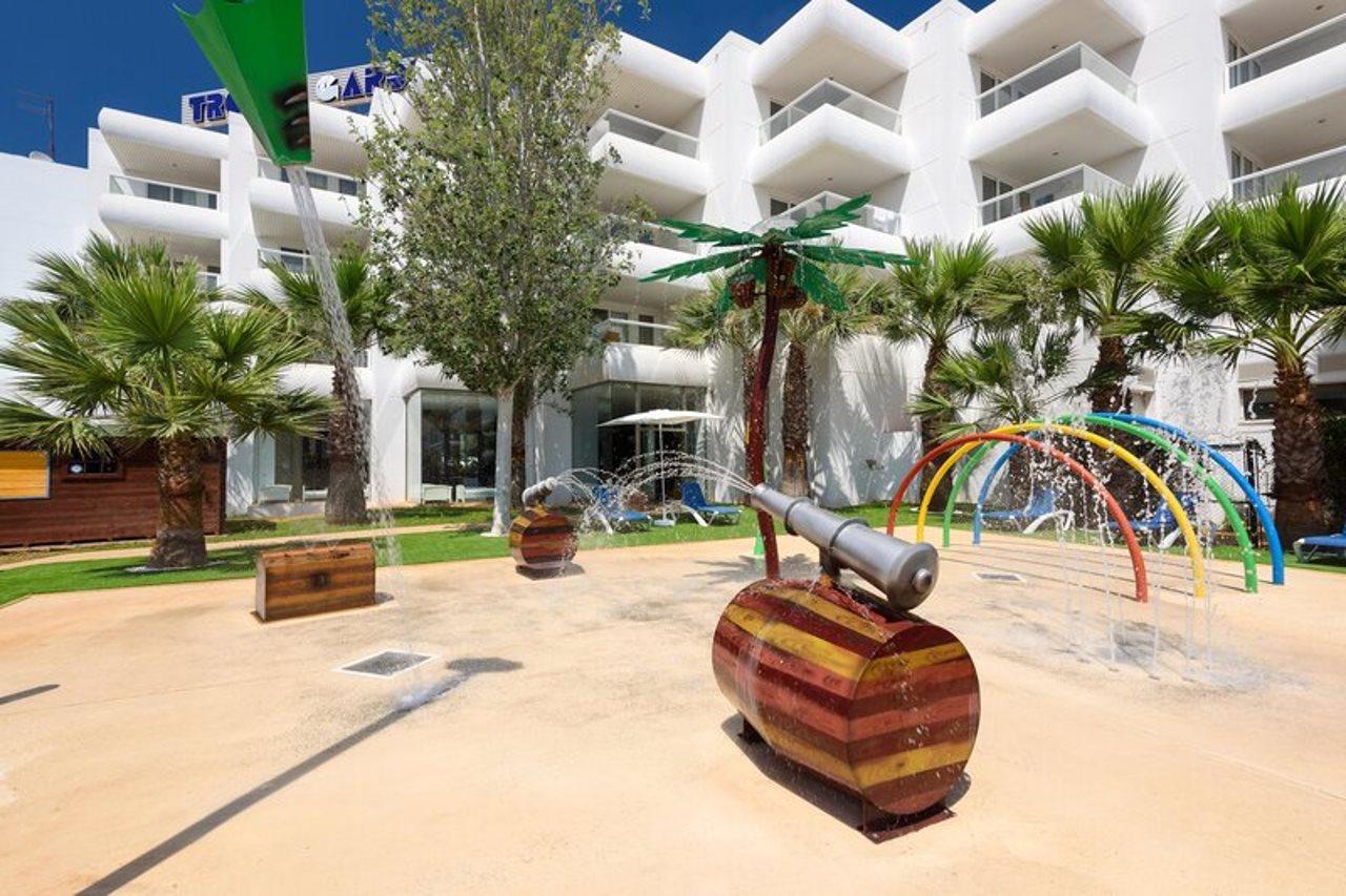 Aparthotel Tropic Garden Santa Eularia des Riu Ngoại thất bức ảnh