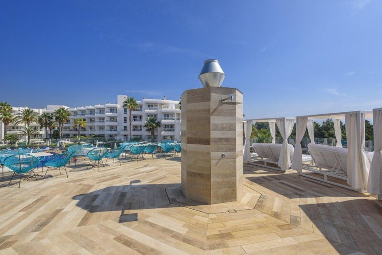 Aparthotel Tropic Garden Santa Eularia des Riu Ngoại thất bức ảnh