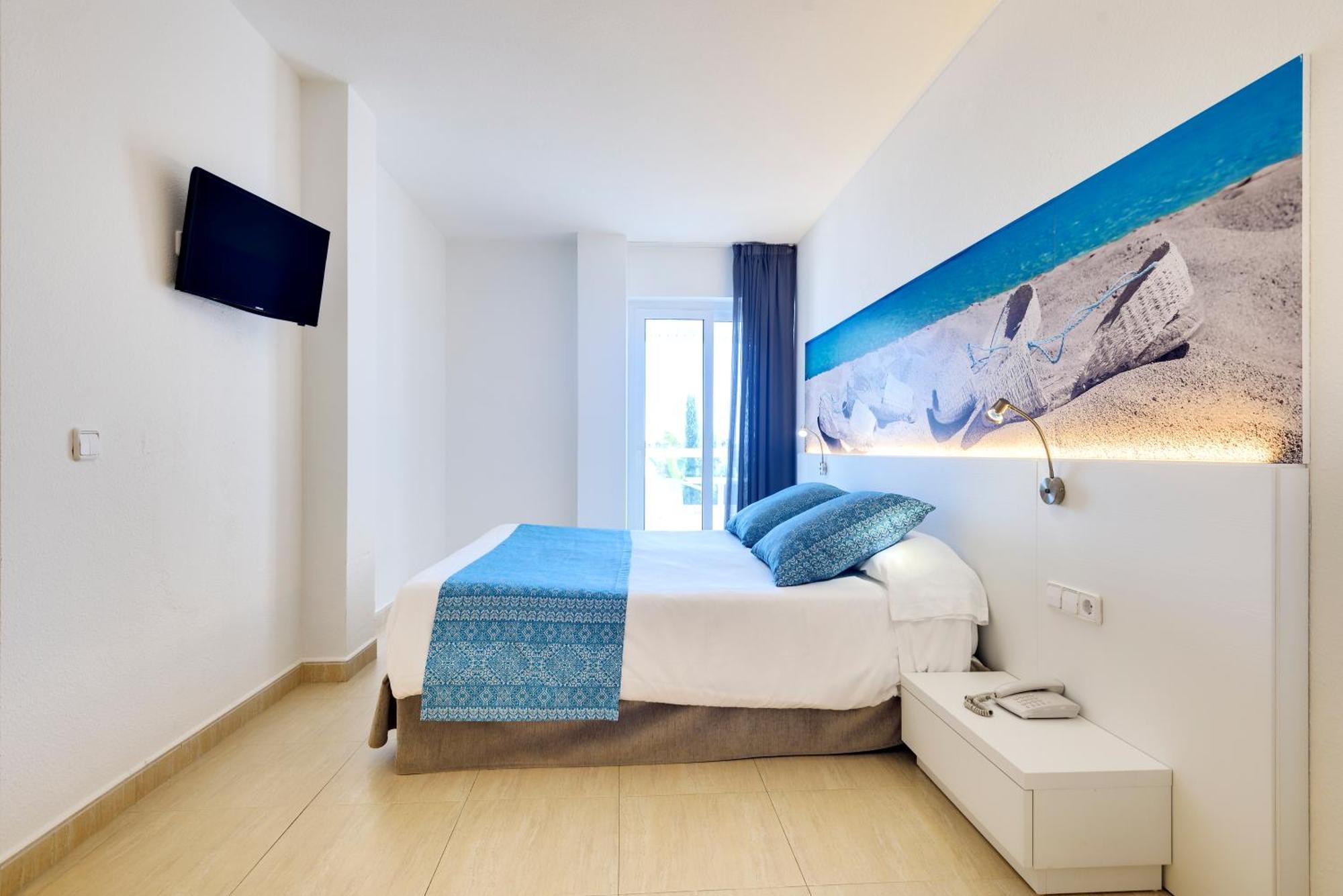 Aparthotel Tropic Garden Santa Eularia des Riu Ngoại thất bức ảnh