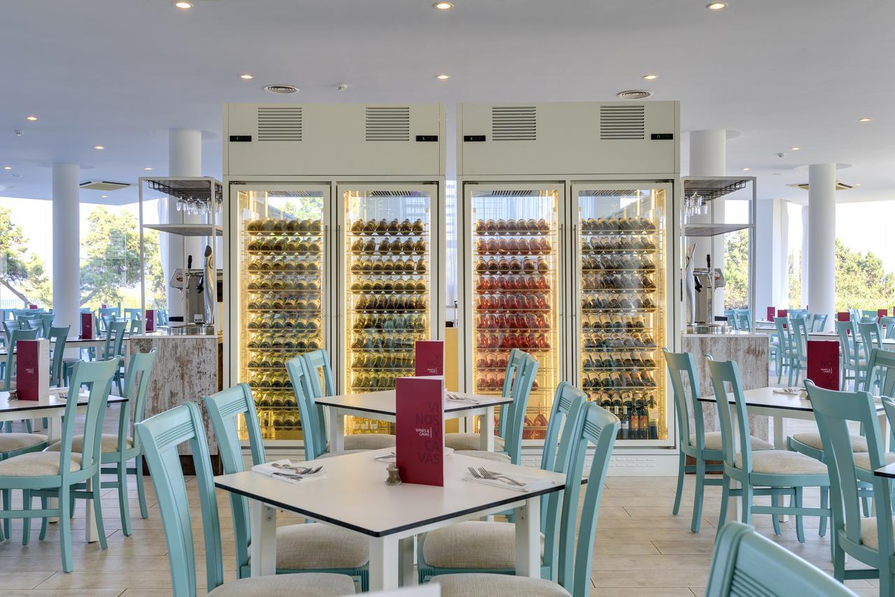 Aparthotel Tropic Garden Santa Eularia des Riu Ngoại thất bức ảnh