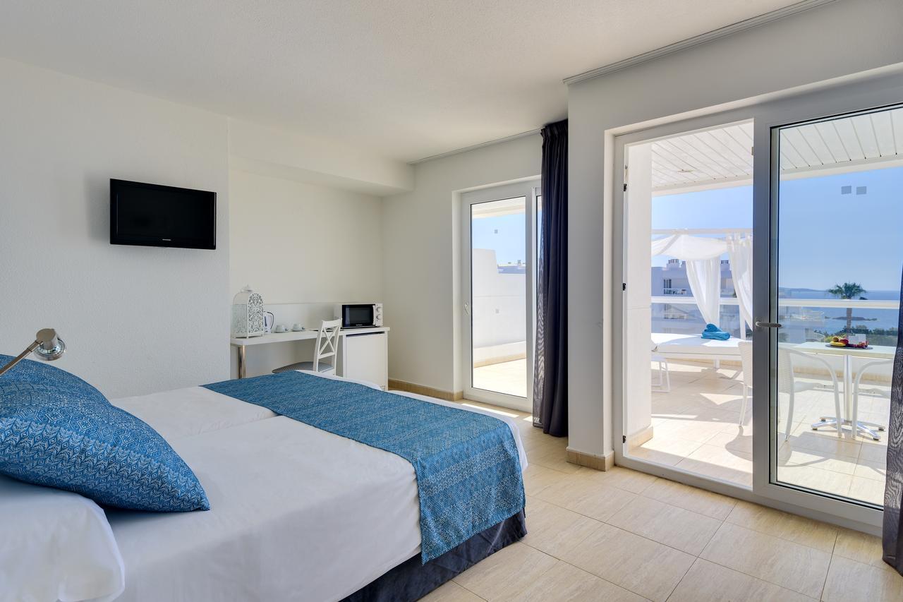 Aparthotel Tropic Garden Santa Eularia des Riu Ngoại thất bức ảnh